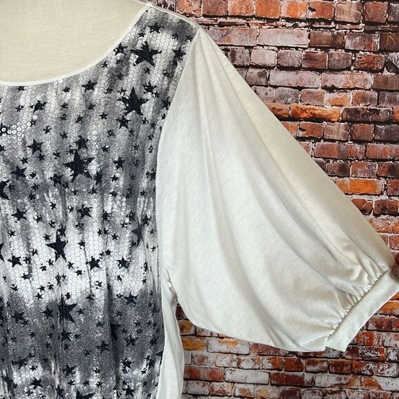 Torrid Dolman Sequined Star Top - Picture 3 of 5